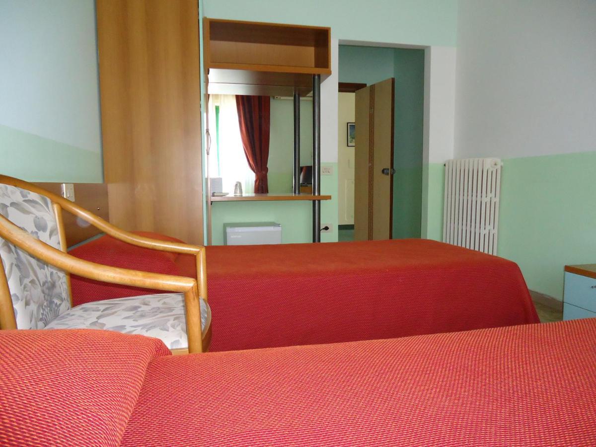Motel Boston Silvi Marina Ngoại thất bức ảnh