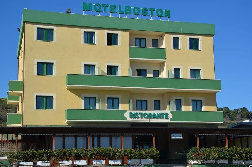 Motel Boston Silvi Marina Ngoại thất bức ảnh
